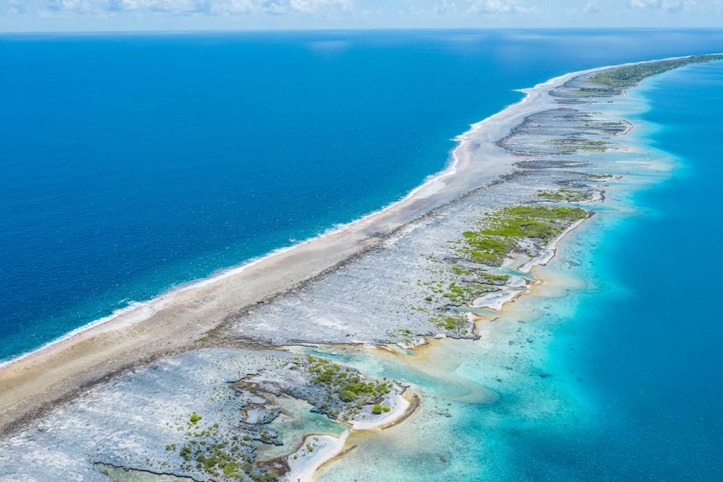 How To Work In French Polynesia